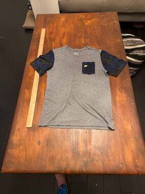 Nike Men's Power Grid Heather Gray Short Sleeve Camo Pocket T-Shirt